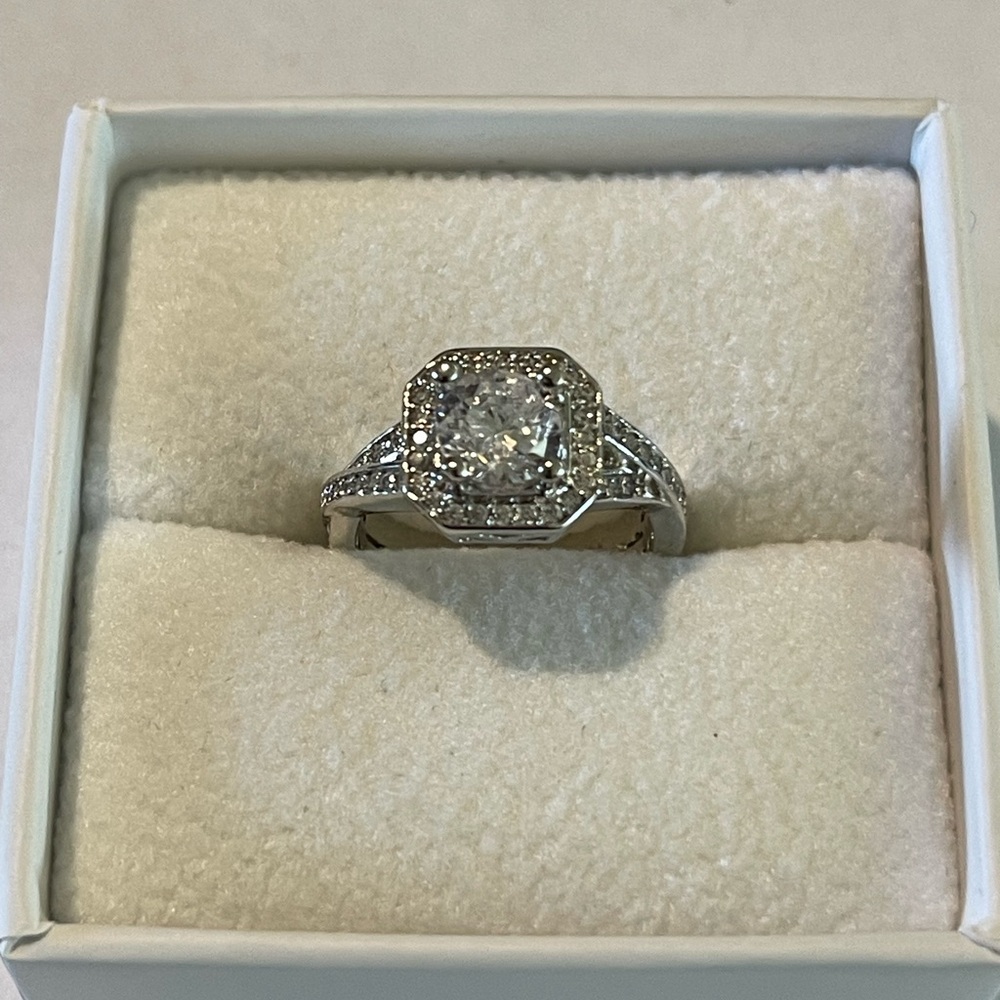 Women’s ring